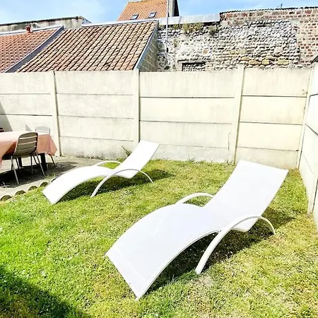 Les Lilas De Holiday home *